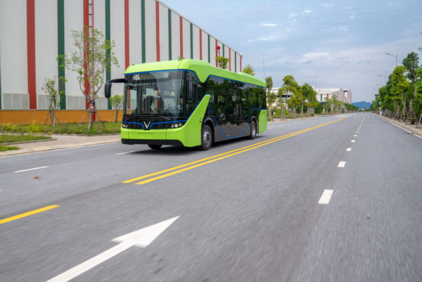 ĐỀ XUẤT 5 TUYẾN BUÝT ĐIỆN VINBUS XUẤT PHÁT TỪ VINHOMES GRAND PARK QUẬN 9